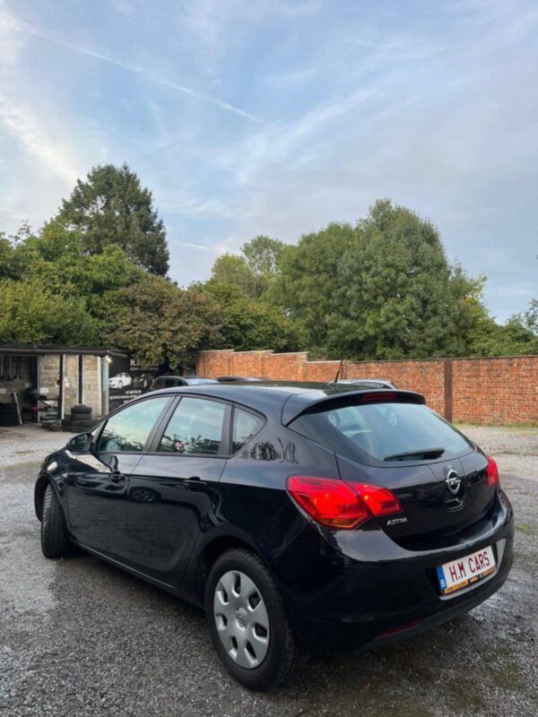 OPEL ASTRA – Image 4