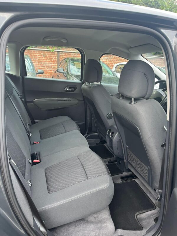 PEUGEOT 3008 – Image 14