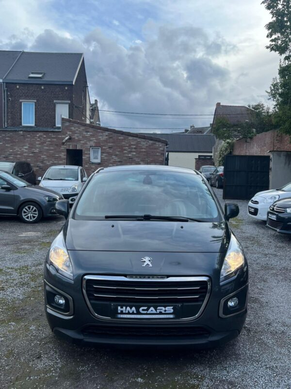 PEUGEOT 3008