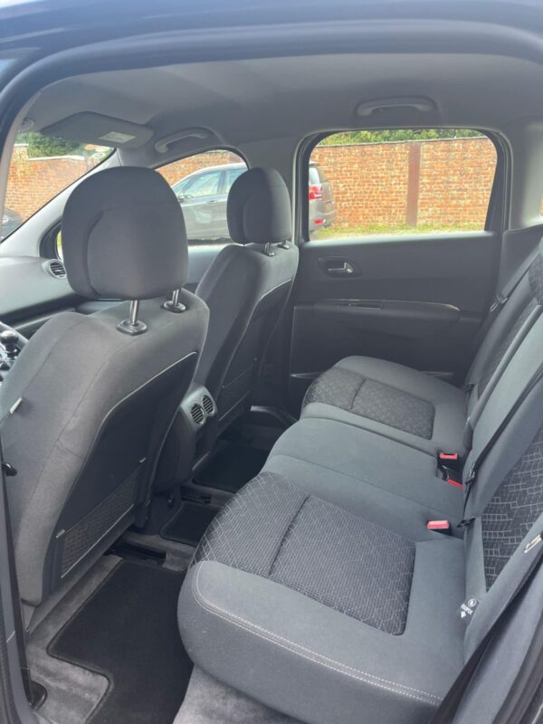 PEUGEOT 3008 – Image 17