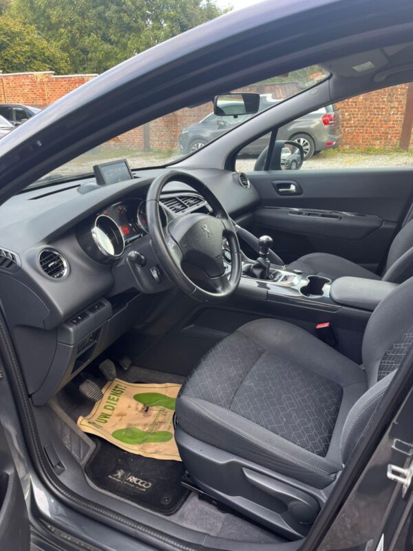 PEUGEOT 3008 – Image 13