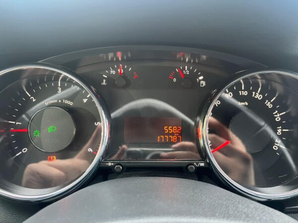 PEUGEOT 3008 – Image 11
