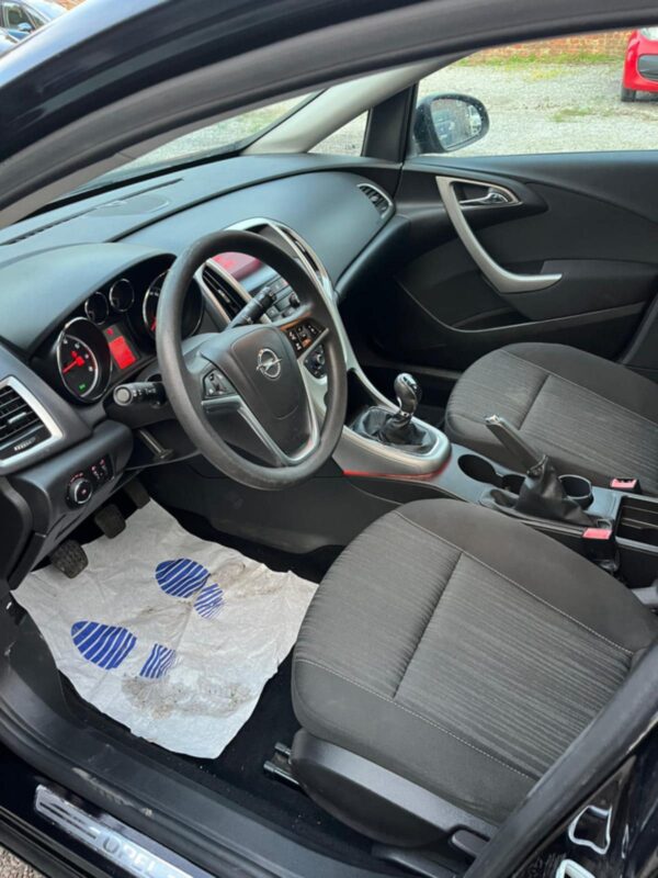 OPEL ASTRA – Image 11