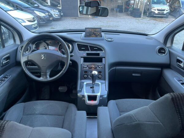 PEUGEOT   5008 – Image 9