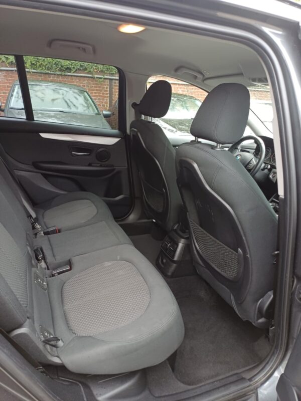 BMW 216D – Image 17