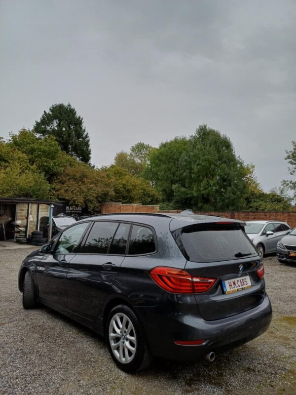 BMW 216D – Image 4