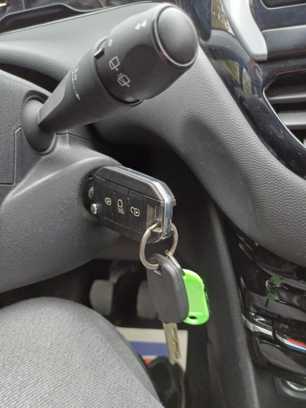 PEUGEOT   208 – Image 13